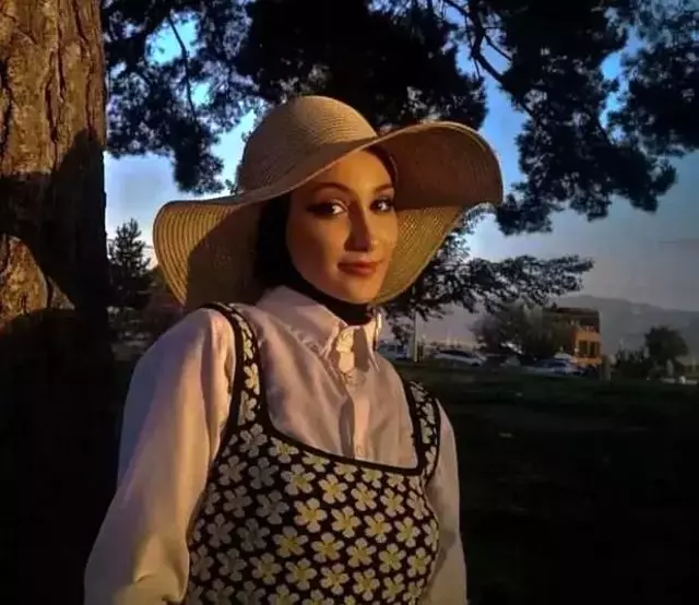 20 yaşındaki Dilara'nın ölümü 'Cinayet mi intihar mı' araştırılıyor! İş arkadaşları ve müdürü gözaltında