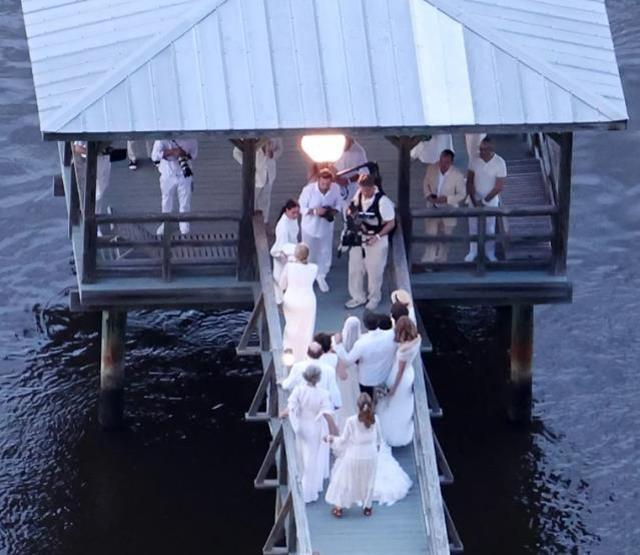 3 gün 3 gece sürüyor! İşte Jennifer Lopez ve Ben Affleck çiftinin rüya düğününden ilk kareler