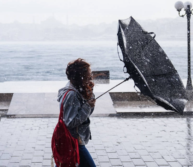 Siklon dalgası yola çıktı geliyor! İstanbullular bu saate dikkat