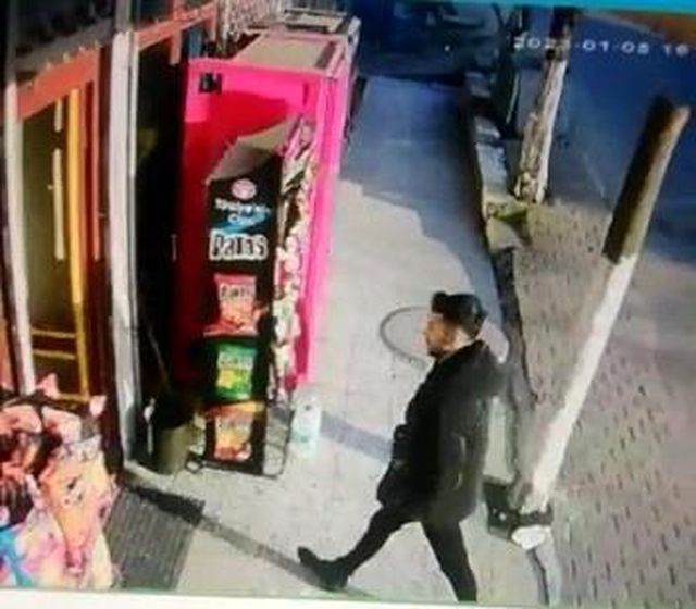 Kartal'da 2 genç kızı öldüren katil zanlısı kamerada