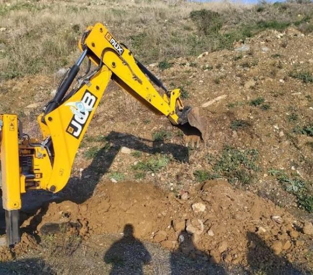 Sultangazi'de at keserken yakalandılar
