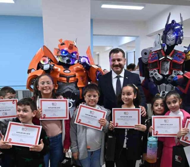 NE10'un genç beyinleri mezun oldu