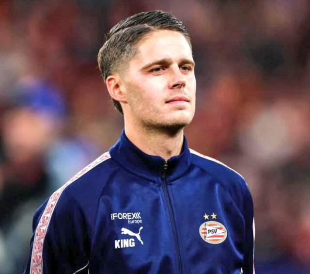 Kulübü takımda kalacağını açıkladı! Fenerbahçe'de transfer iptal