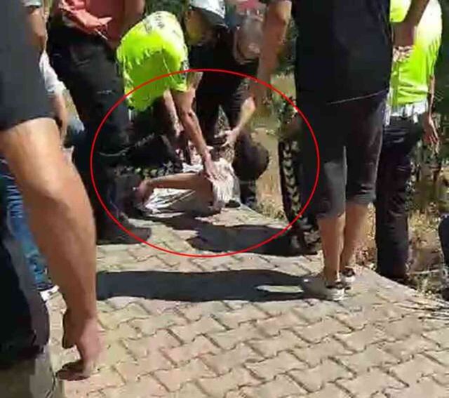 Bingöl'de madde bağımlısı şahıs sokaktakilere bıçakla saldırdı! 2 kişi öldü, 7 kişi yaralandı