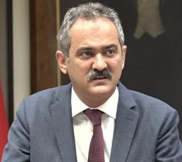 Okuldaki dansözlü eğlence sonrası yeni karar: Aile birlikleri, yönetiminden izin almadan sosyal etkinlik düzenleyemeyecek