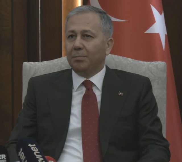 Yerlikaya'dan soru sormak isteyen gazetecilere: Ben artık özgürlüğe gidiyorum