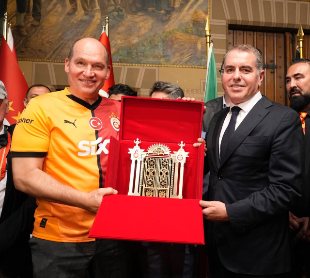 Brüksel’de Galatasaray’ın 25. Şampiyonluğu Anısına Büyük Etkinlik