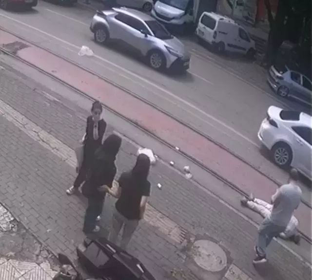 Market alışverişinden çıktı, hastanelik oldu