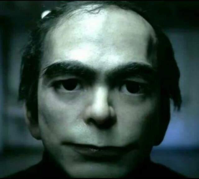 Onu tanımayan yok! Geceleri herkesin rüyasına giren adam hakkındaki yeni söylenti ürküttü