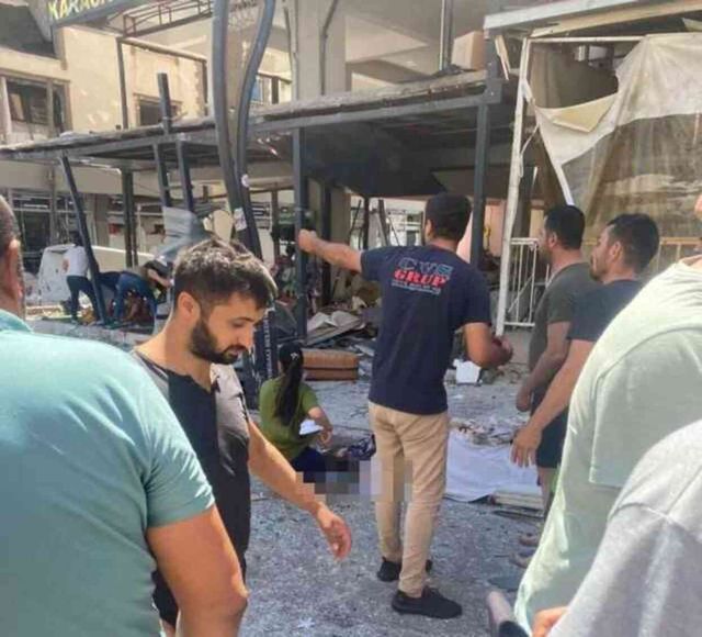 İzmir'deki doğal gaz patlamasından ilk görüntüler! Ortalık resmen savaş alanına döndü