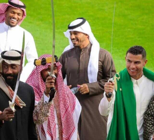 Cristiano Ronaldo'yu hiç böyle görmemiştik! Sevenleri giderek azalıyor