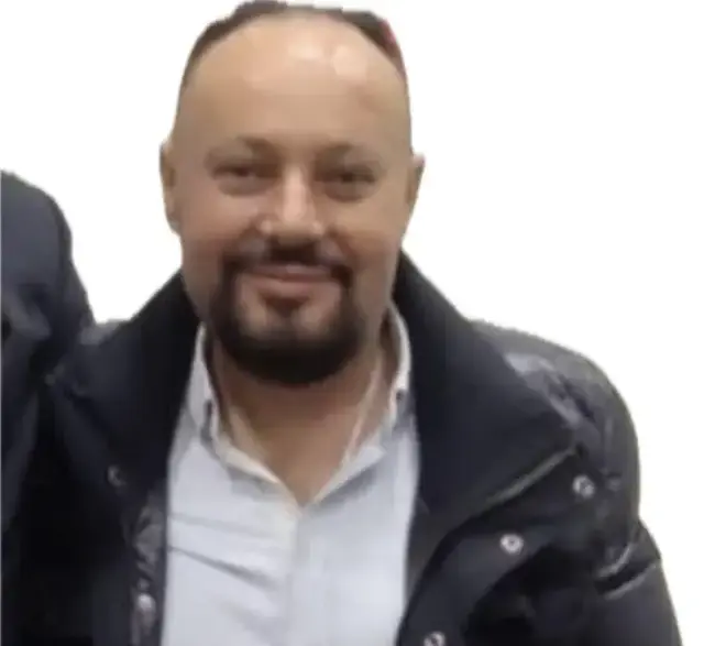 Çilingirle eve giren kadın eşini tek kurşunla başından vurulmuş halde ölü buldu