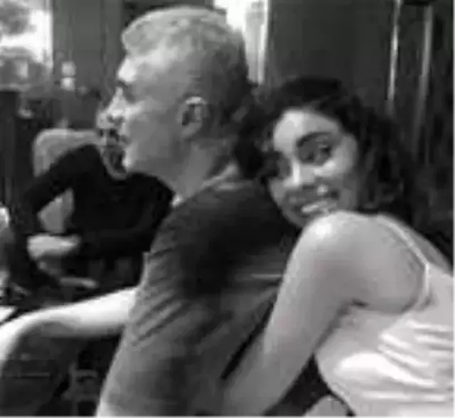 Özcan Deniz kendisinden 24 yaş küçük sevgilisi ile ilk kez fotoğraf paylaştı