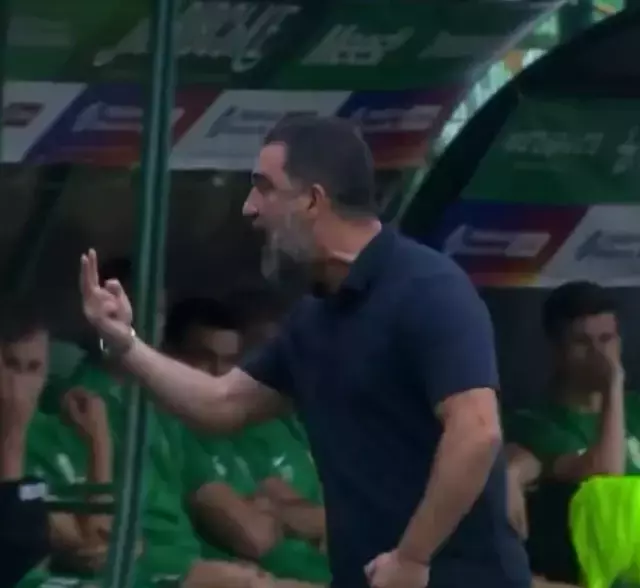 Arda Turan Ukrayna'yı karıştırdı