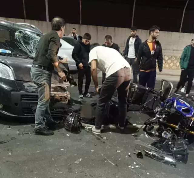Batman'da hafif ticari araç, motosiklet ve elektrikli bisiklet çarpıştı: 6 yaralı