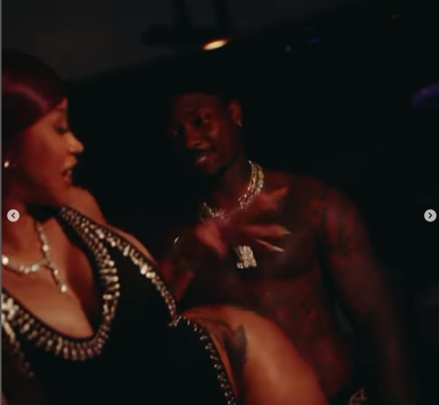 Boşanma aşamasındaki Cardi B