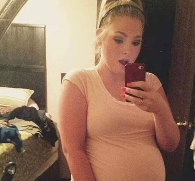 2 rahmi olan kadın, 2 çocuğuna da aynı anda hamile kaldı