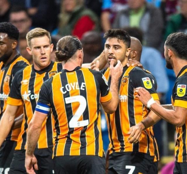 Hull City hangi ligde, Premier Lig'de mi? Hull City ligde kaçıncı sırada, kaç puanda yer alıyor? Hull City takım kadrosu! İlk 11'inde kimler var?