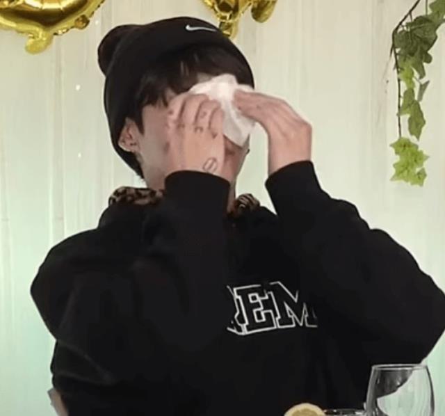 BTS dağılıyor mu? BTS ne zaman dağılacak? Hayranları gözyaşlarına boğuldu! BTS ayrıldı mı?