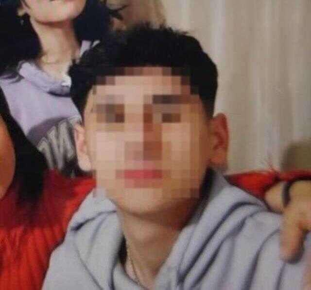16 yaşındaki çocuk, babasını pompalı tüfekle vurarak öldürdü
