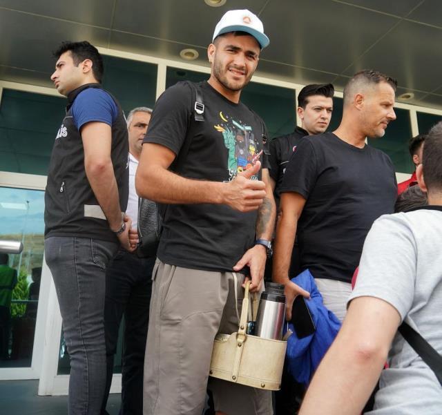 Maxi Gomez, Trabzonspor için İstanbul'da! Ahmet Ağaoğlu'na havalimanında Fenerbahçe soruldu