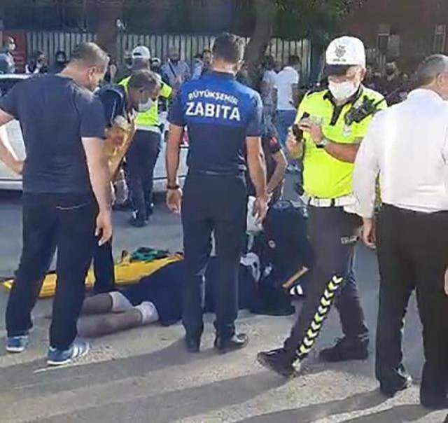 Nuri Dede herkesi ağlattı! Minibüsün çarptığı eşinin elini tutup dakikalarca adını sayıkladı