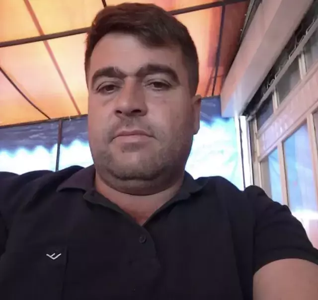 Kooperatif önünde hareketlilik