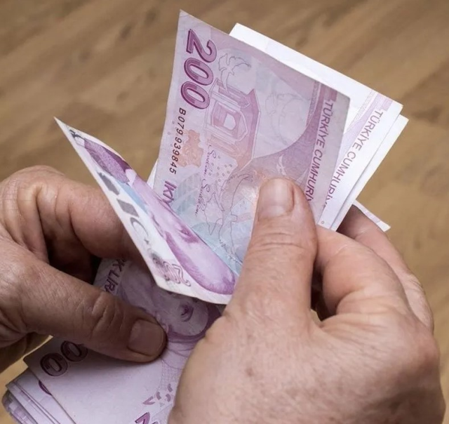 Emekliye promosyon yarışı kızıştı! İşte en yüksek ödeme yapan bankalar