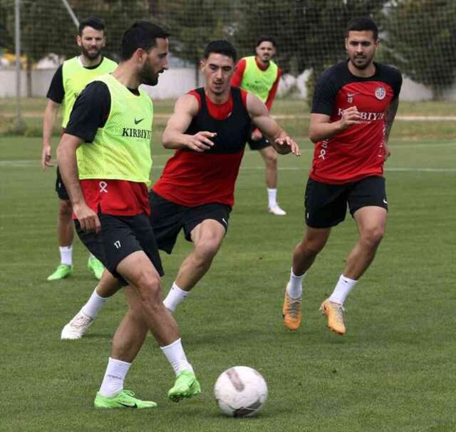 ANTALYA- HATAYSPOR MAÇ İZLE! Antalya- Hatayspor maçı kaçta? Canlı maç izleme linki