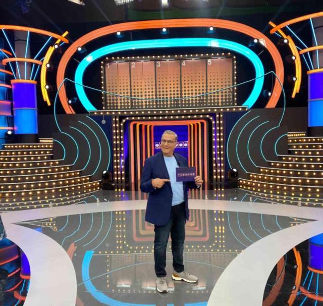 Turnike Bir Gecede İki Araba Verdi Mali Gözyaşlarına Hakim Olamadı