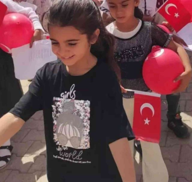 NARİN CİNAYETİNDE SON DAKİKA! Narin'i kim, neden öldürdü? Narin'i annesi mi, amcası mı, ağabeyi mi öldürdü?