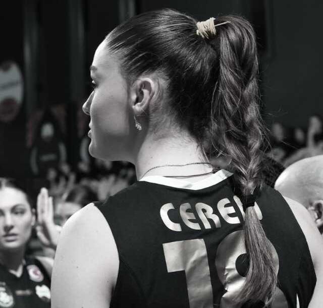 Ceren Topal kim? Zehra Güneş'in şampiyonluğu hediye ettiği Ceren Topal neden öldü, hangi takımdaydı? Ceren Topal voleybolcu kimdir?