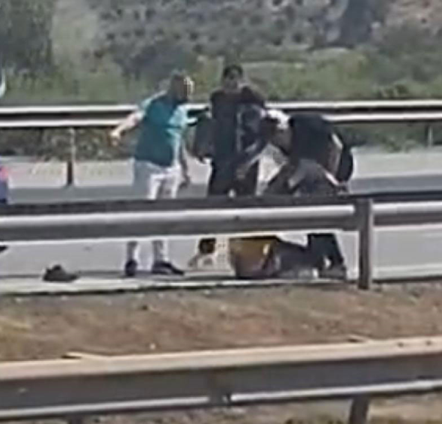 Önce dövdüler sonra suyla ayıtılmaya çalıştılar