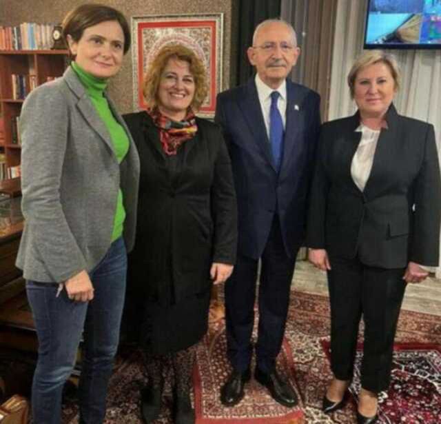 Davutoğlu ve Karamollaoğlu, Kılıçdaroğlu'nun seccadeye ayakkabıyla basması hakkında ilk kez konuştu