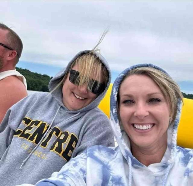 Böbrek taşı operasyonu sonrası sepsis geçiren anne, ellerini ve ayaklarını kaybetti