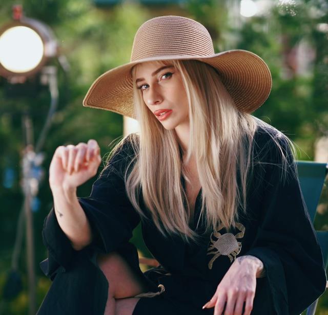 Gülşen'in yeğeni Ezra görenleri şaşırttı! Giderek teyzesine benziyor