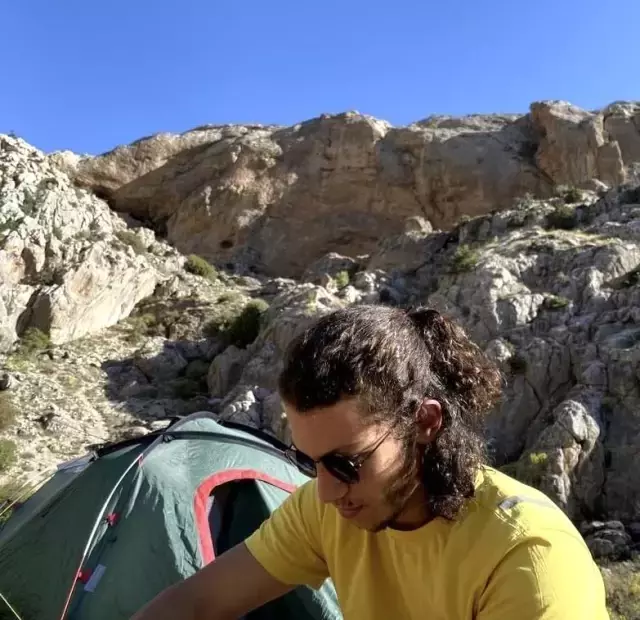 Boğaziçi Üniversitesi öğrencisi barfiks demirine asılı halde bulundu