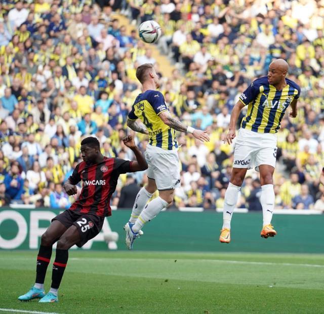 Kadıköy'e sessiz veda! Fenerbahçe, Şampiyonlar Ligi'ni garantileyemedi