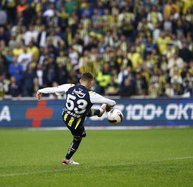 Son Dakika: Kanarya namağlup devam! Fenerbahçe, Konferans Ligi'nde Spartak Trnava'yı deplasmanda 2-1 mağlup etti