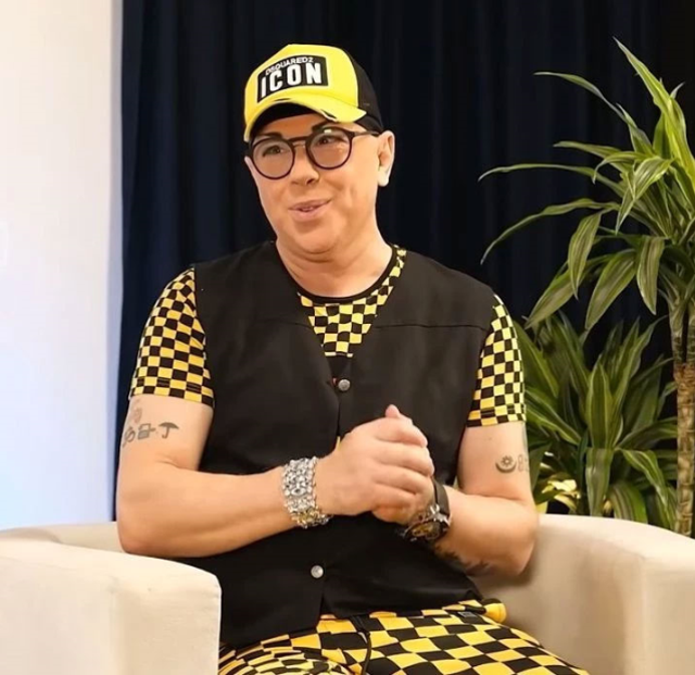 ویجی بولنت پس از سالها در مورد درخواست غیراخلاقی یک خوانندهی مشهور صحبت کرد