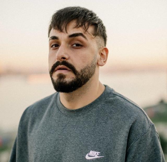 Sefo kimdir? Rapçi Sefo kaç yaşında, nereli, gerçek adı ne? Seyfullah Sağır kimdir? Sefo şarkıları neler? Sefo hayatı ve biyografisi ne?