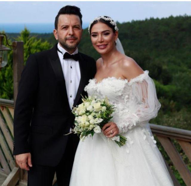 Nihat Doğan'ın düğünden çok özel görüntüler! Gelin ve damat 'Ki Zava!!ki Büke' ile kurtlarını döktü