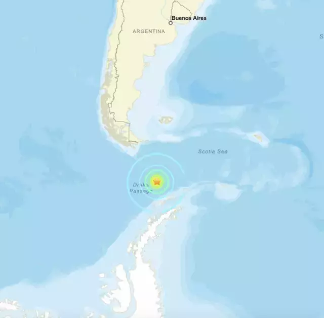 Şili'de 7.5 büyüklüğünde deprem! Tsunami alarmı verildi