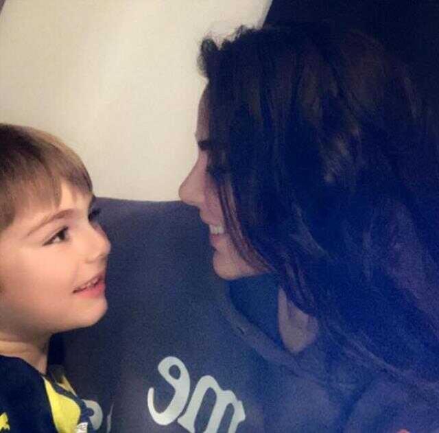 Ferdi Tayfur'un kızı Tuğçe Tayfur yıllar sonra anlattı: Babamla 1,5 yıl görüşmedik