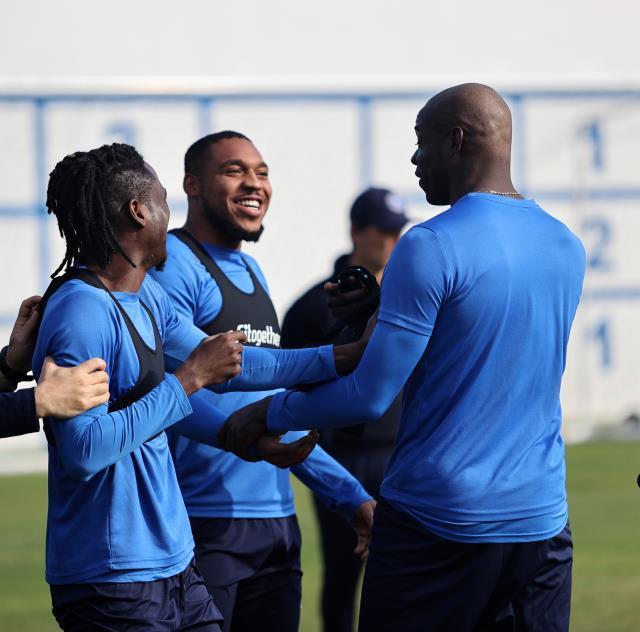 Balotelli'den radikal imaj değişimi! Yeni tarzını görenler hayran kaldı