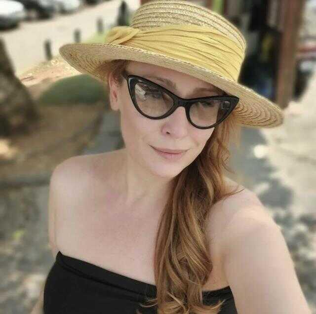 Gülçin Santırcıoğlu kimdir? Gülçin Santırcıoğlu kaç yaşında, nereli? Gülçin Santırcıoğlu hangi dizilerde oynadı?