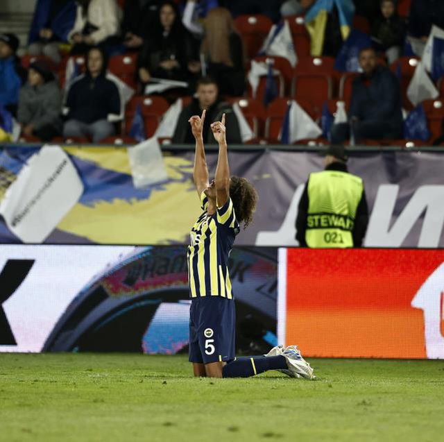 Arda Güler şov yaptı! Fenerbahçe, Avrupa Ligi'nde son 16 turuna yükseldi
