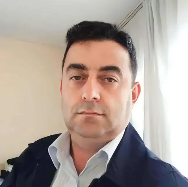 İstinye Park AVM'de korkunç olay: Çamaşır ipiyle asılı bulundu