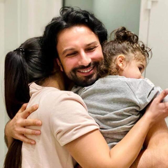 Kuşkularını yenen Tarkan, aylar sonra ilk koronavirüs aşısını yaptırdı
