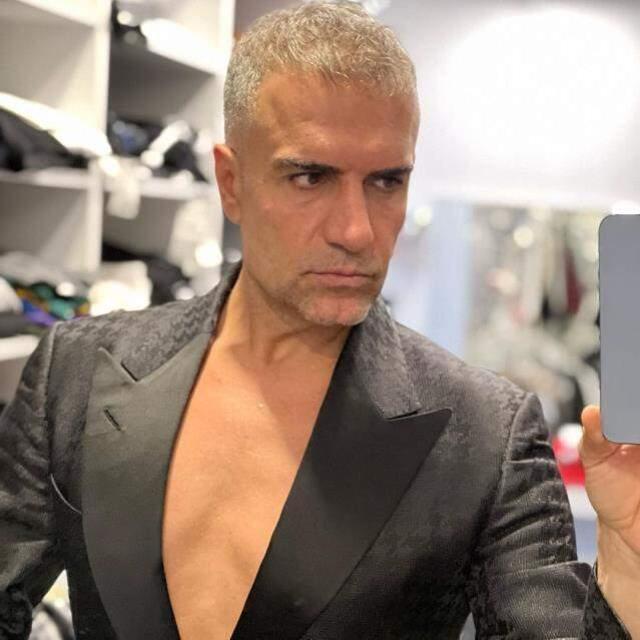 Şarkıcı Berdan Mardini, saçlarını griye boyattı